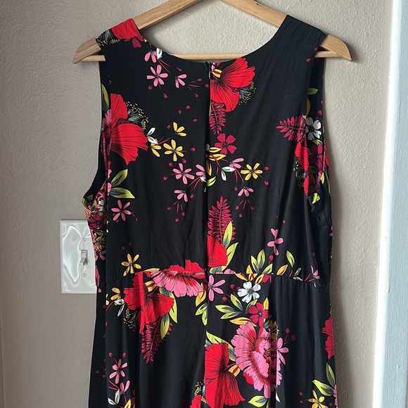 KORMEI Floral Sleeveless Romper Dress - Picture 9 of 11